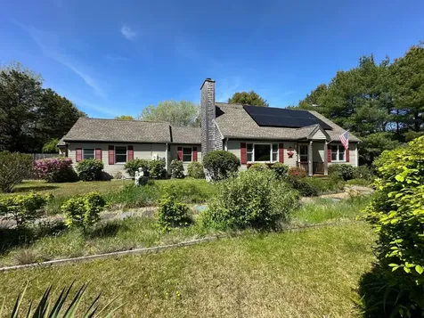 51 Head Of The Pond Road Oak Bluffs MA 02557