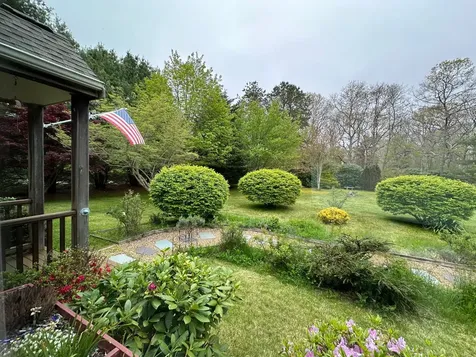 51 Head Of The Pond Road Oak Bluffs MA 02557