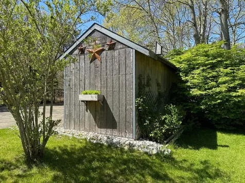 51 Head Of The Pond Road Oak Bluffs MA 02557