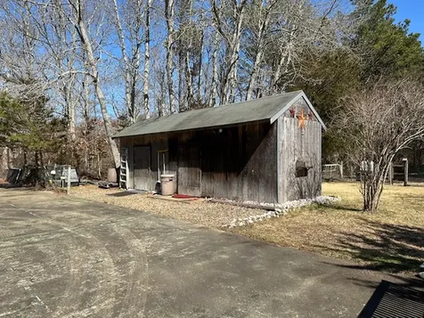 51 Head Of The Pond Road Oak Bluffs MA 02557