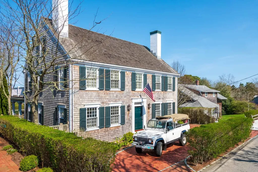 11 Cummings Way Edgartown MA 02539