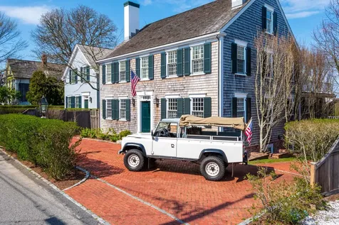 11 Cummings Way Edgartown MA 02539