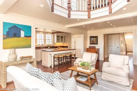 11 Cummings Way Edgartown MA 02539