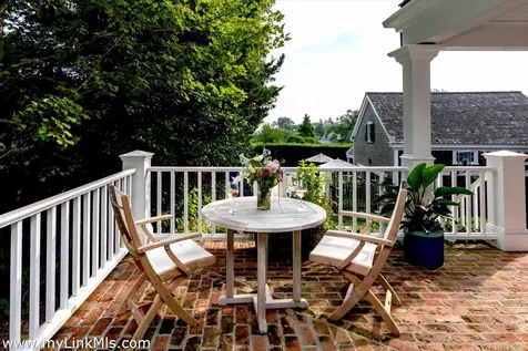 11 Cummings Way Edgartown MA 02539