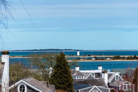 11 Cummings Way Edgartown MA 02539
