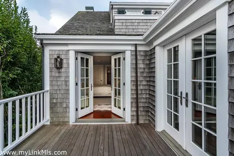 11 Cummings Way Edgartown MA 02539