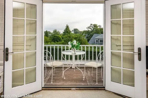 11 Cummings Way Edgartown MA 02539