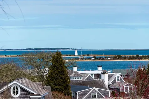 11 Cummings Way Edgartown MA 02539