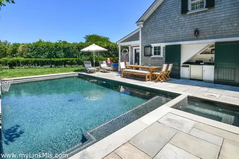 11 Cummings Way Edgartown MA 02539