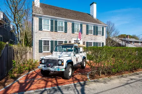 11 Cummings Way Edgartown MA 02539