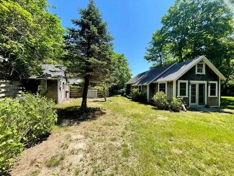 30 Pine Street Edgartown MA 02539