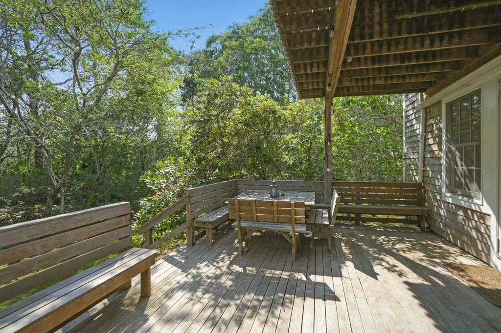 10 Duende Lane Edgartown MA 02539