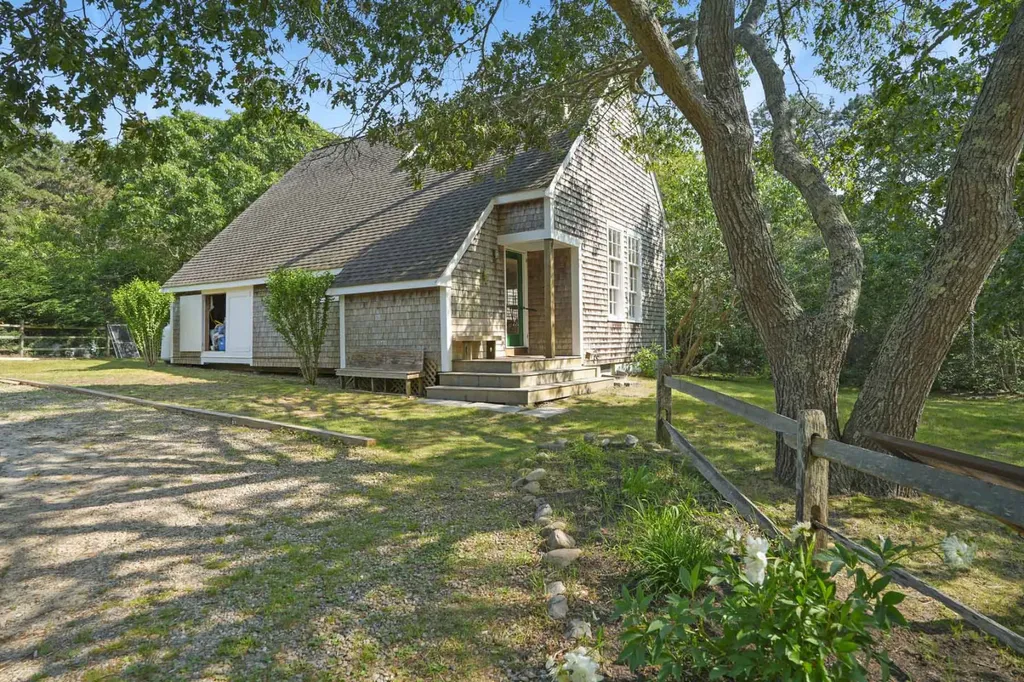 10 Duende Lane Edgartown MA 02539