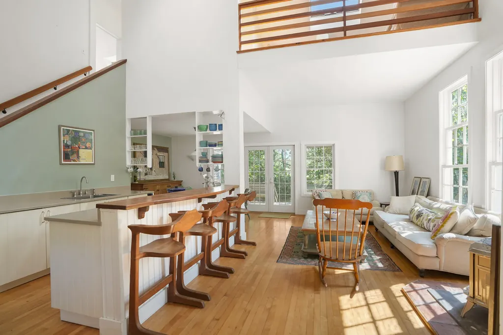 10 Duende Lane Edgartown MA 02539