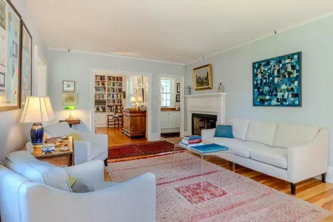 49 William Street Vineyard Haven MA 02568