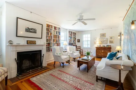 49 William Street Vineyard Haven MA 02568