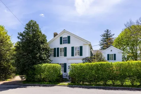 49 William Street Vineyard Haven MA 02568