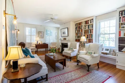 49 William Street Vineyard Haven MA 02568