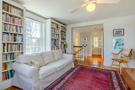 49 William Street Vineyard Haven MA 02568