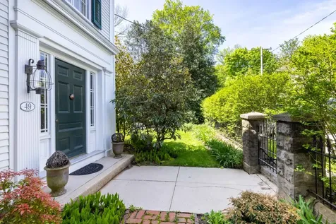 49 William Street Vineyard Haven MA 02568