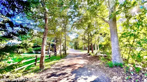 45 Menahan Street Oak Bluffs MA 02557