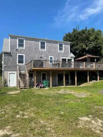 16 Franklin Avenue Oak Bluffs MA 02557