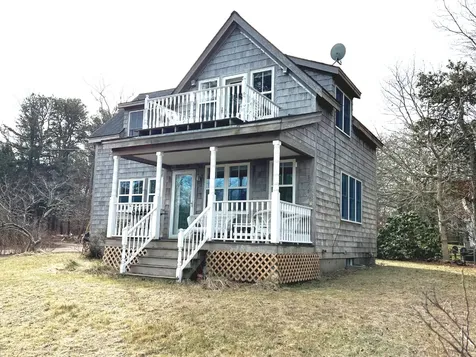 4 Fowler Avenue Edgartown MA 02539