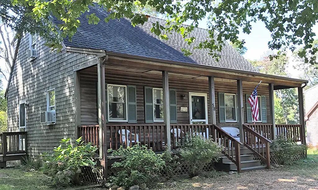 58 Barnes Road Oak Bluffs MA 02557