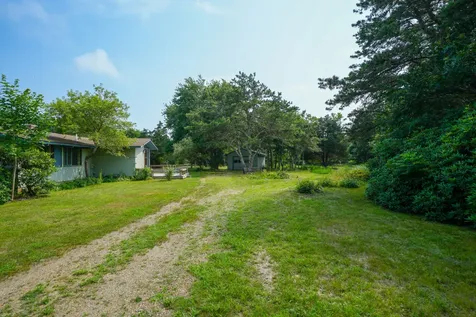3 Danls Way West Tisbury MA 02575