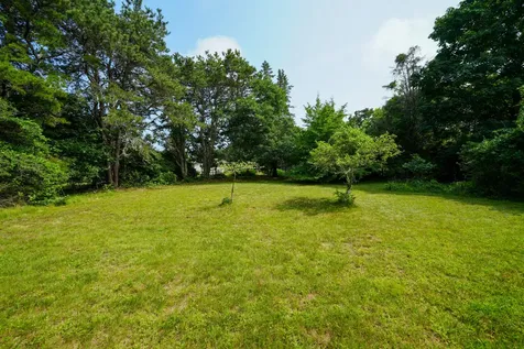 3 Danls Way West Tisbury MA 02575