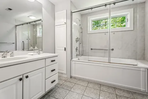 230 Pond Road West Tisbury MA 02575