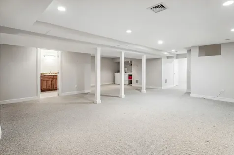 230 Pond Road West Tisbury MA 02575