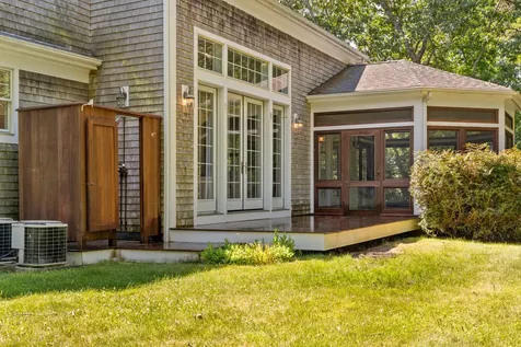 230 Pond Road West Tisbury MA 02575