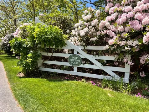 230 Pond Road West Tisbury MA 02575