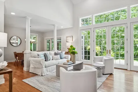 230 Pond Road West Tisbury MA 02575