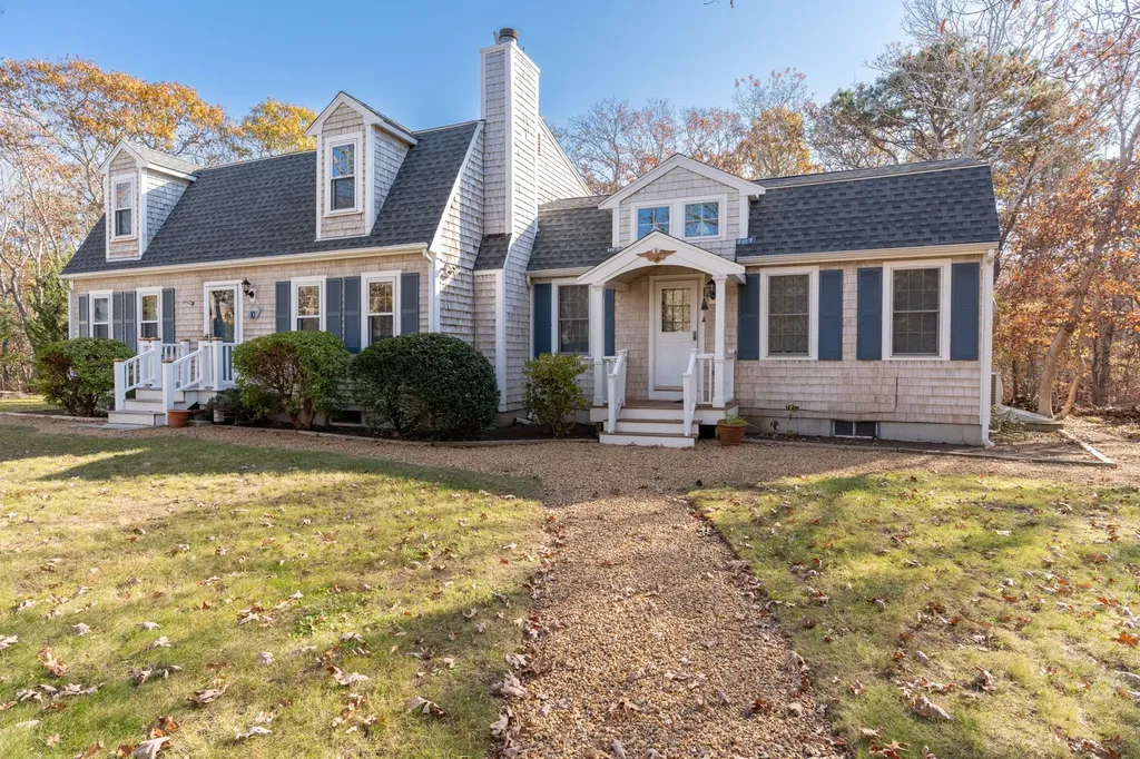 10 Farm Way Edgartown MA 02539