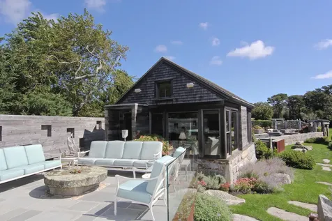 12 Caleb Pond Road Edgartown MA 02539