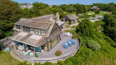 12 Caleb Pond Road Edgartown MA 02539