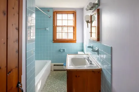 7 Elm Street Vineyard Haven MA 02568