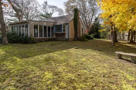 7 Elm Street Vineyard Haven MA 02568