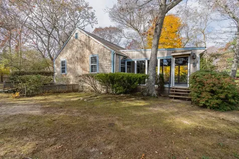 7 Elm Street Vineyard Haven MA 02568