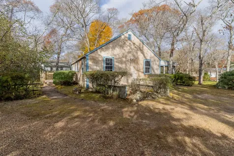 7 Elm Street Vineyard Haven MA 02568