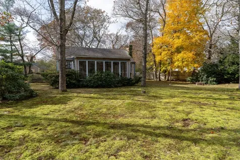 7 Elm Street Vineyard Haven MA 02568