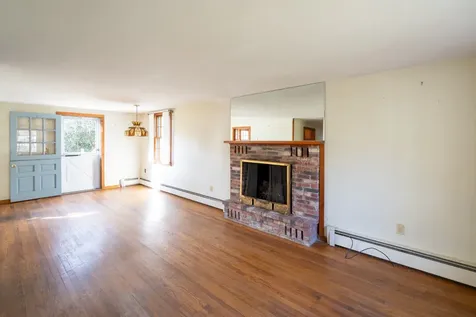 7 Elm Street Vineyard Haven MA 02568