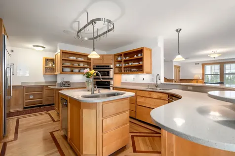 62 North Summer Street Edgartown MA 02539