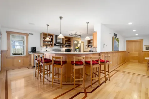 62 North Summer Street Edgartown MA 02539