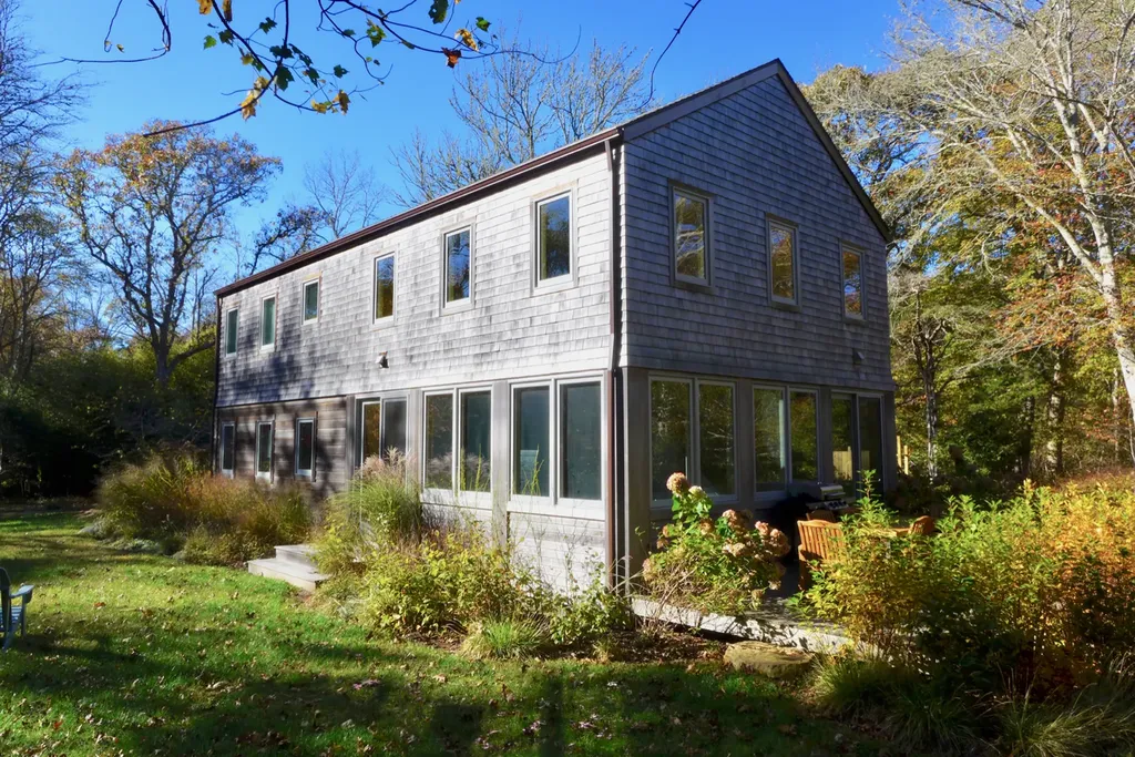 84 Christiantown Road West Tisbury MA 02575