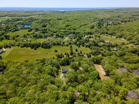 7 Parsonage Woods Road West Tisbury MA 02575