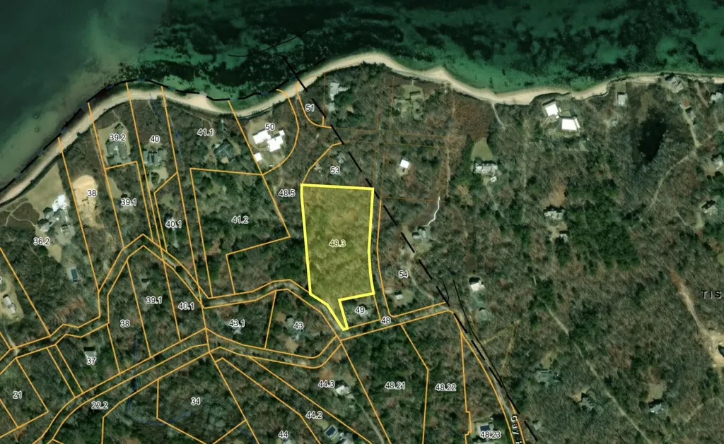 11 Beach Pebble Road West Tisbury MA 02568