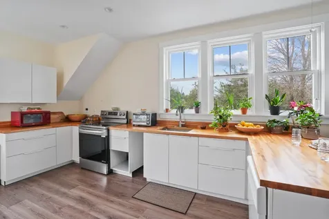 44 Plantingfield Way Edgartown MA 02539